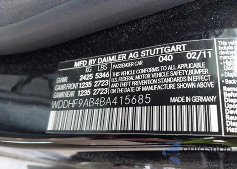 2011 Mercedes-Benz E 550 4Matic из США, поврежденный, VIN WDDHF9AB4BA415685